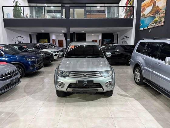 MITSUBISHI L200 TRITON 3.2 HPE 4X4 CD 16V TURBO INTERCOOLER DIESEL 4P MANUAL MITSUBISHI L200 TRITON 3.2 HPE 4X4 CD 16V TURBO INTERCOOLER DIESEL 4P MANUAL